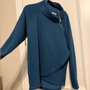 Athleta sweatshirt Women’s size XL teal. Split front.
